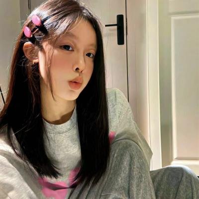 笨拙之极的前辈。