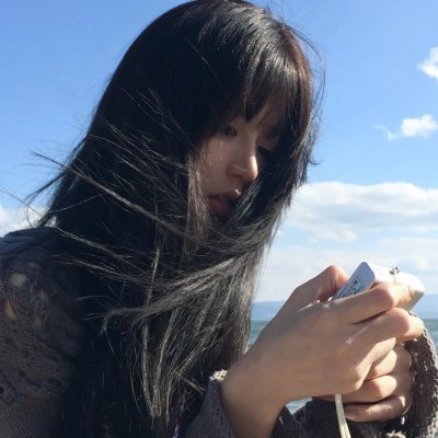 一个年轻的姑娘